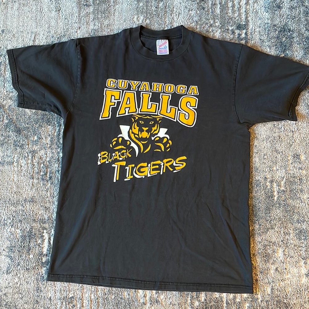 Vintage Cuyahoga Falls Tiger Tshirt Large